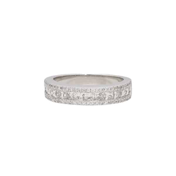 Princess-Cut Diamond Ring